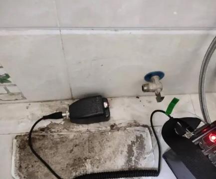 岳麓屋顶漏水维修公司分享下卫生间漏水的危害及解决方法